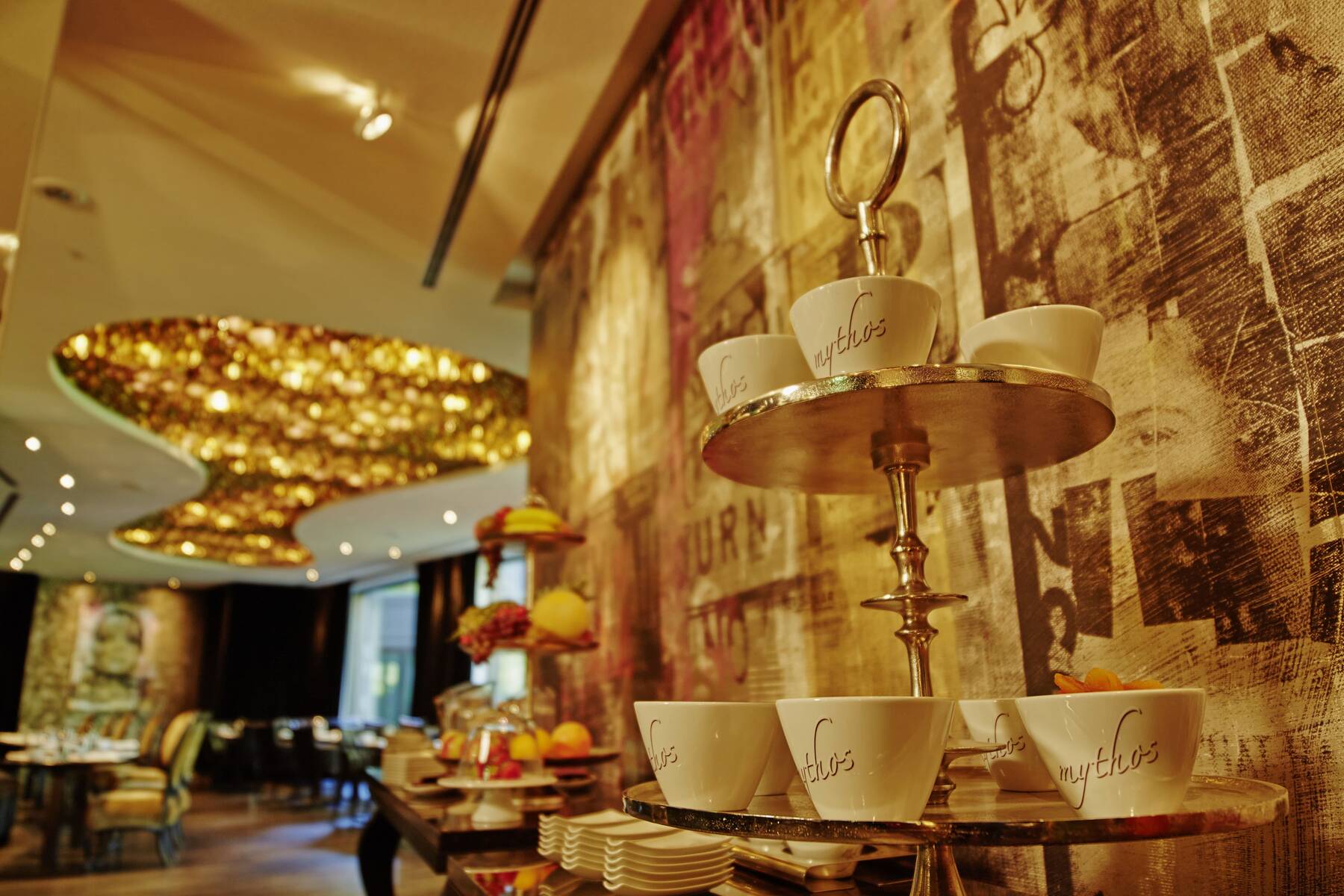 Frühstücksbuffet im Restaurant Mythos des Hotel Savoy in Köln