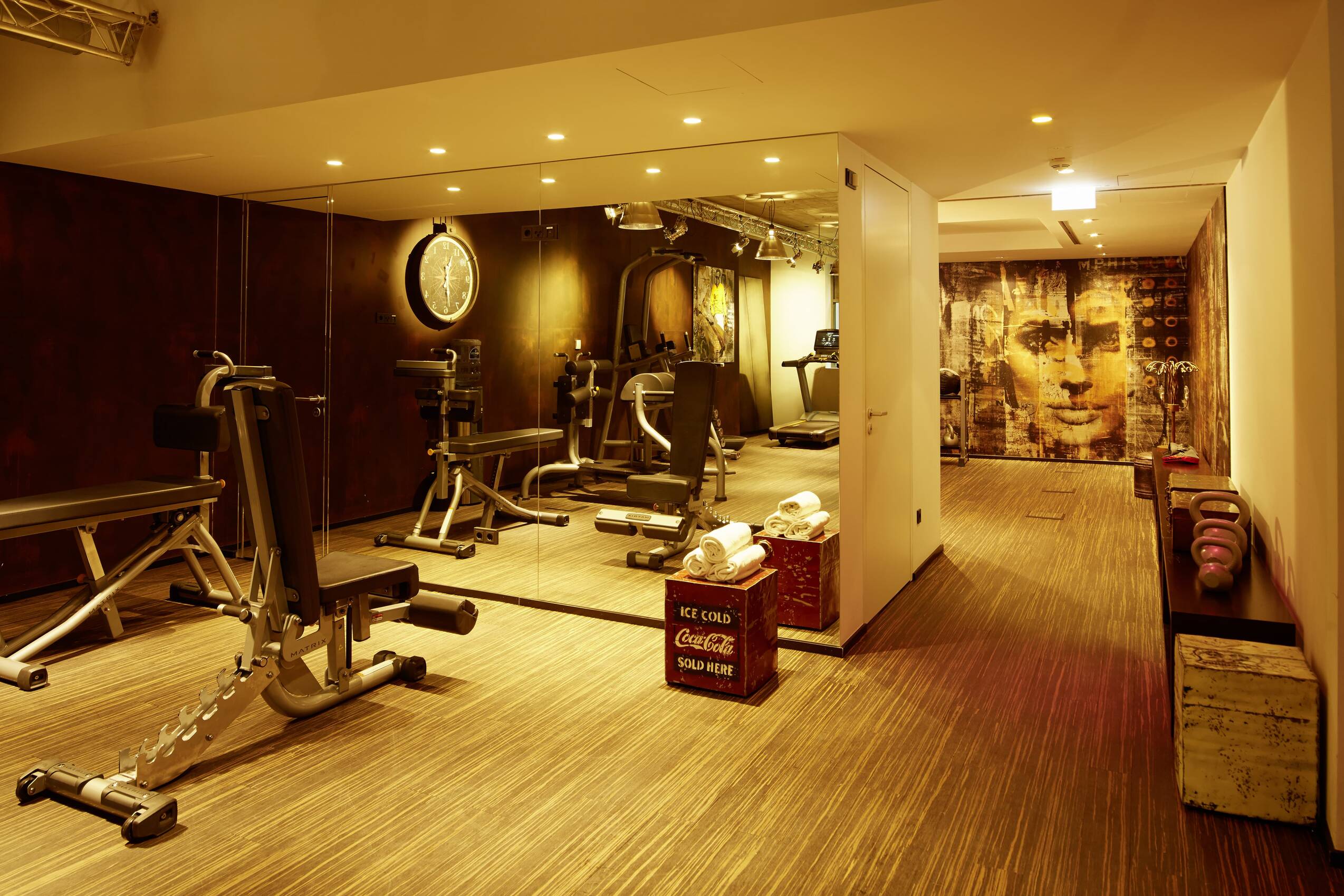 Hotelfitness im eigenen Gym Bereich des Hotel Savoy in Köln